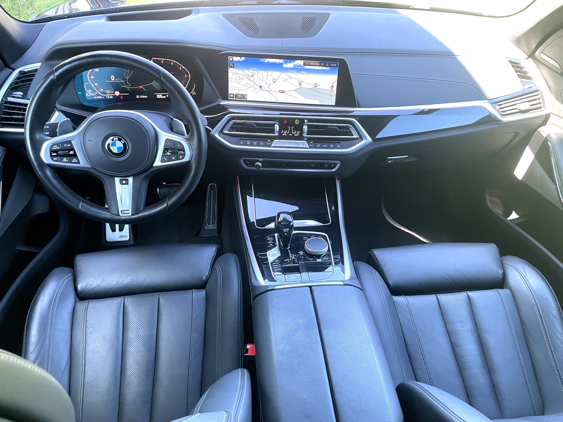 BMW X5 xDrive 48V 30d Steptronic-image-2