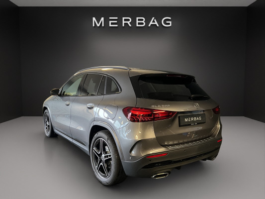 MERCEDES-BENZ GLA 200 Night Star 7G-D-image-2