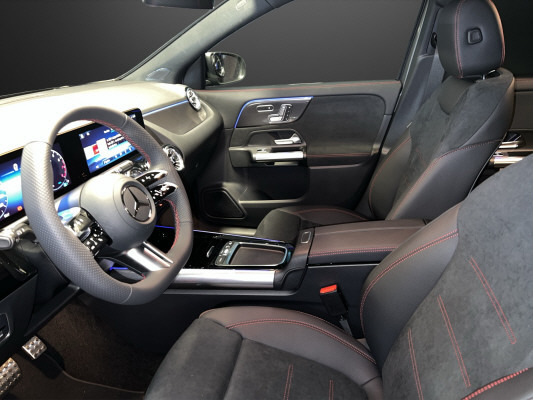 MERCEDES-BENZ GLA 200 Night Star 7G-D-image-5