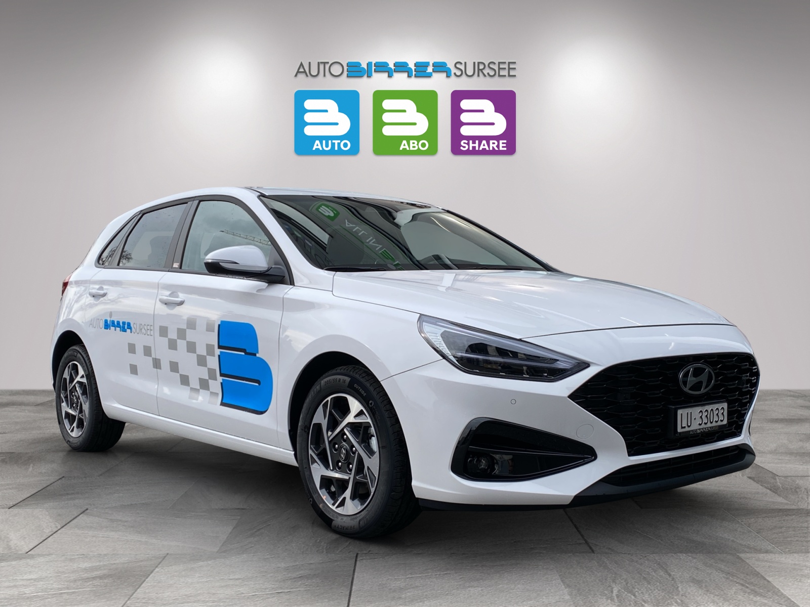 HYUNDAI i30 1.5 T-GDi Amplia-image-2
