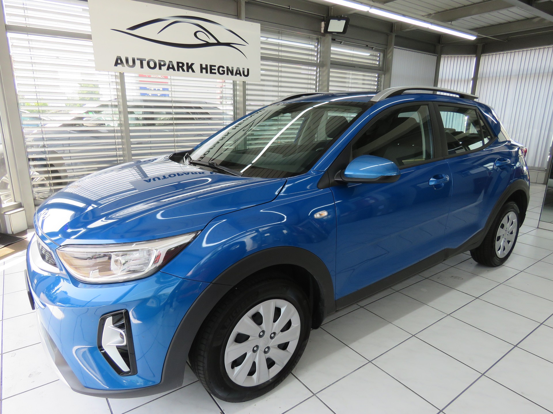 KIA Stonic 1.0 T-GDI Power DCT (Automat)-image-0