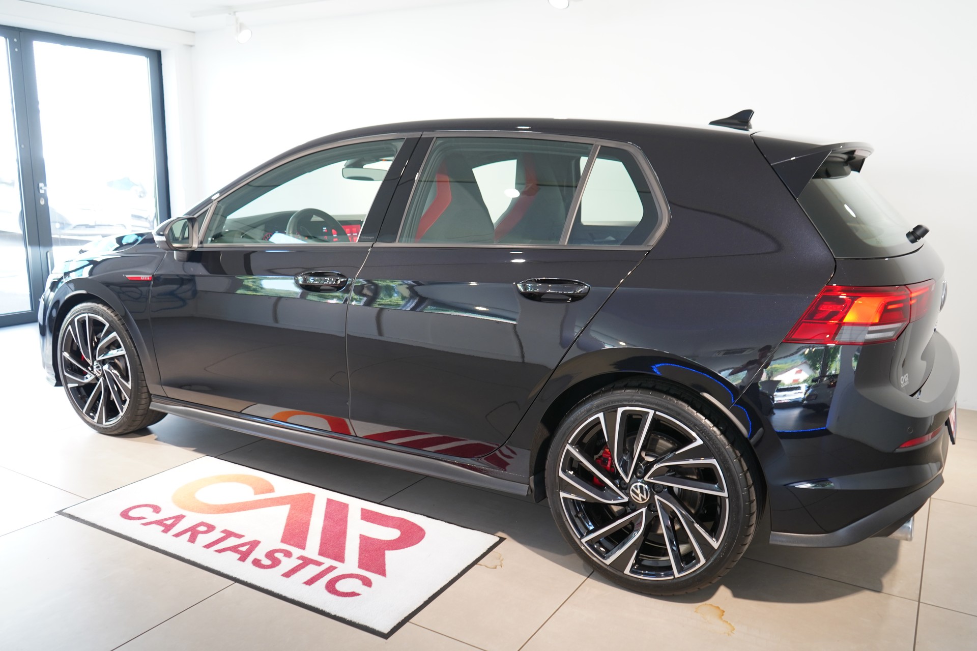 VW Golf 2.0 TSI GTI DSG-image-2