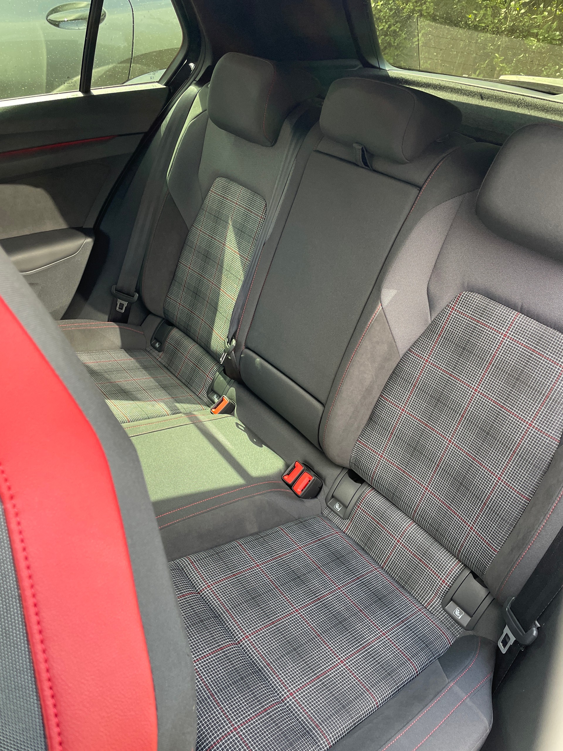 VW Golf 2.0 TSI GTI DSG-image-15