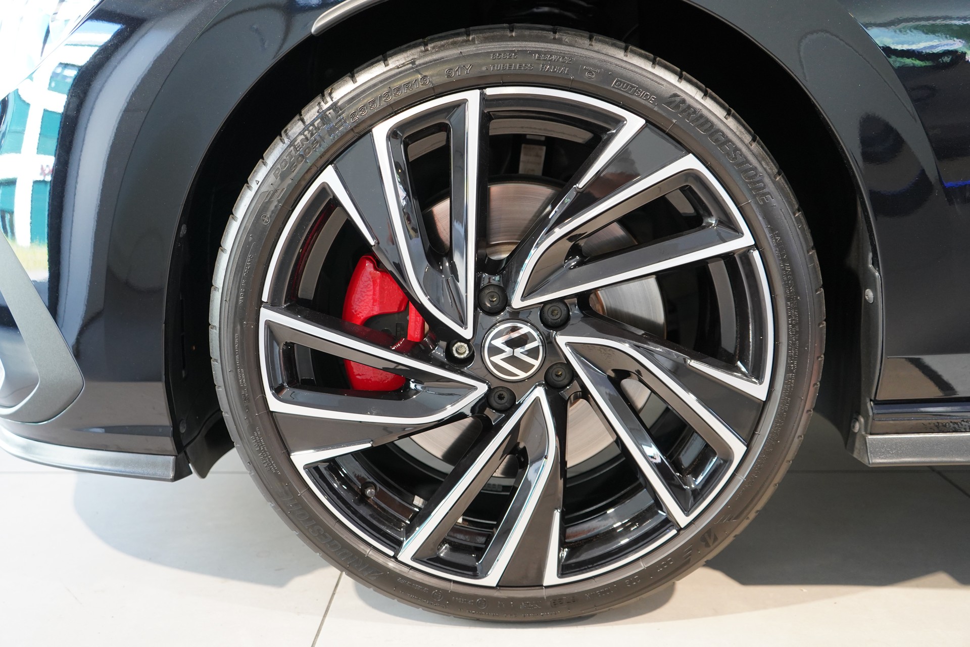 VW Golf 2.0 TSI GTI DSG-image-14