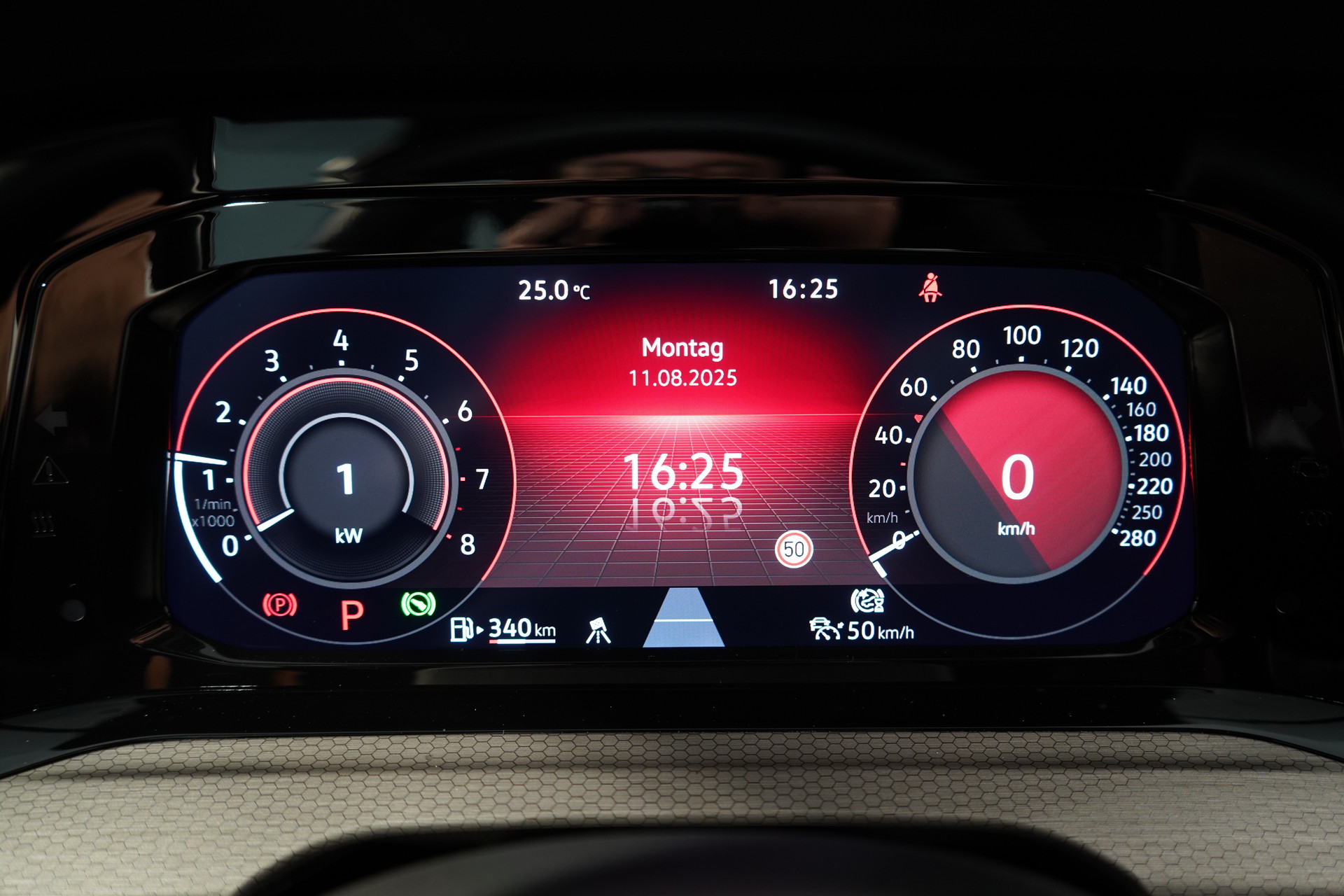 VW Golf 2.0 TSI GTI DSG-image-8