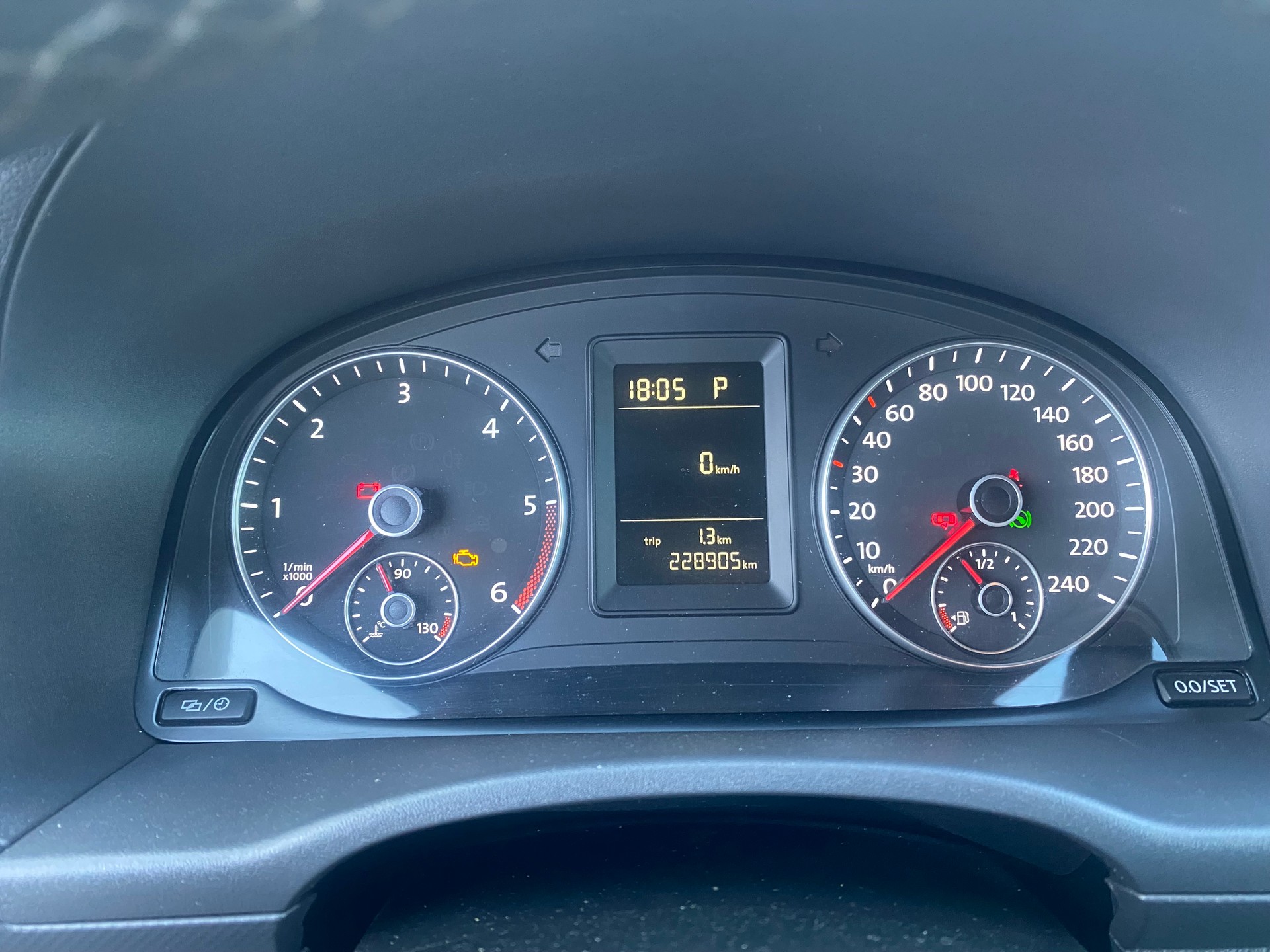 VW Caddy 1.6 TDI Blue Motion Technology Highline DSG-image-10