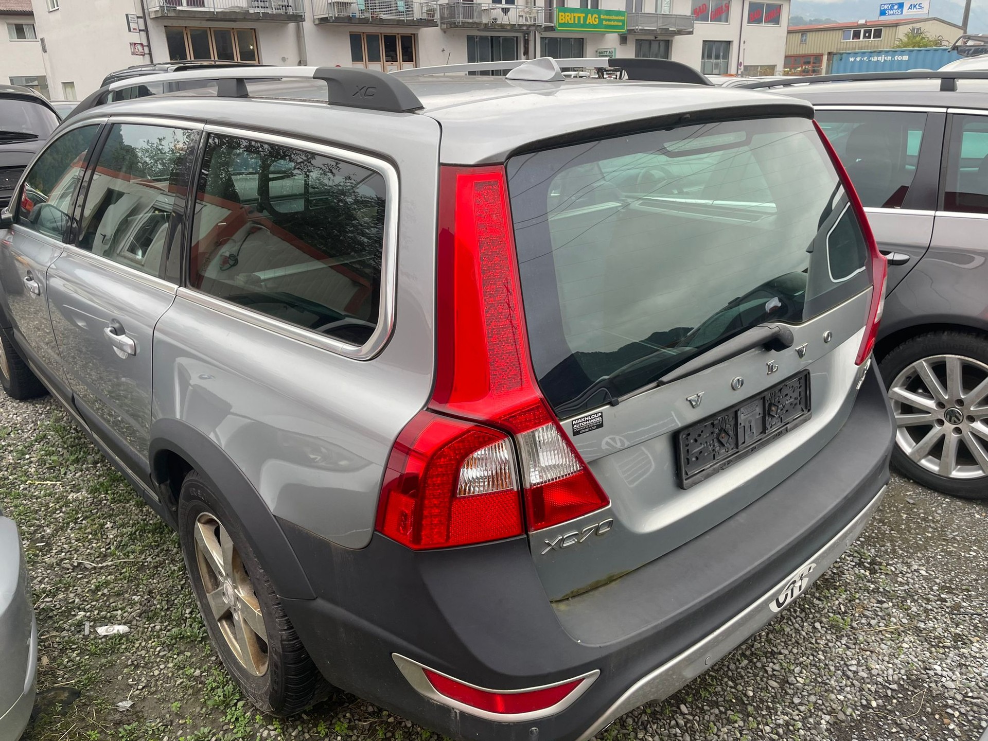 VOLVO XC70 D4 AWD OceanRace Geartronic-image-3