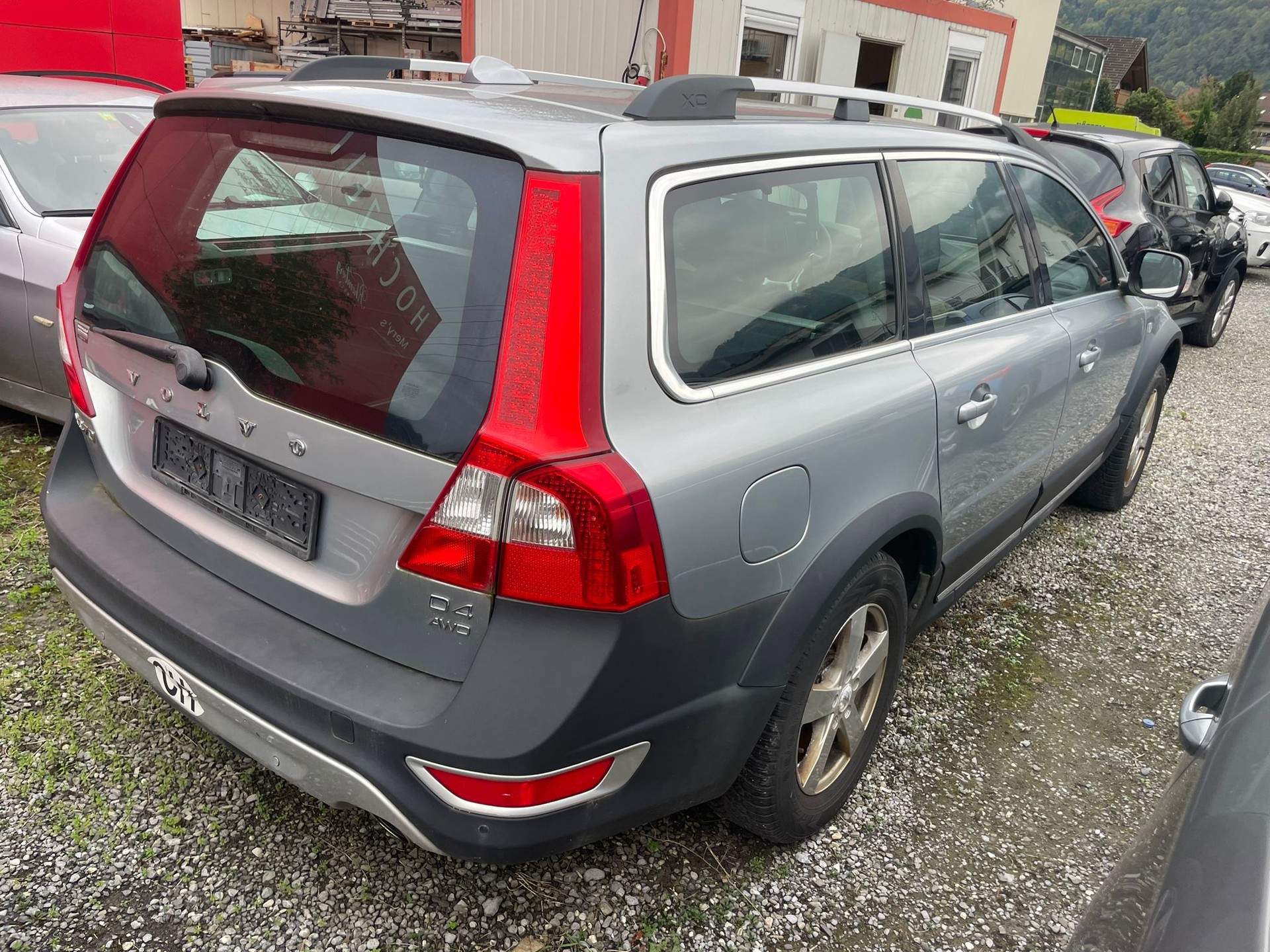 VOLVO XC70 D4 AWD OceanRace Geartronic-image-2