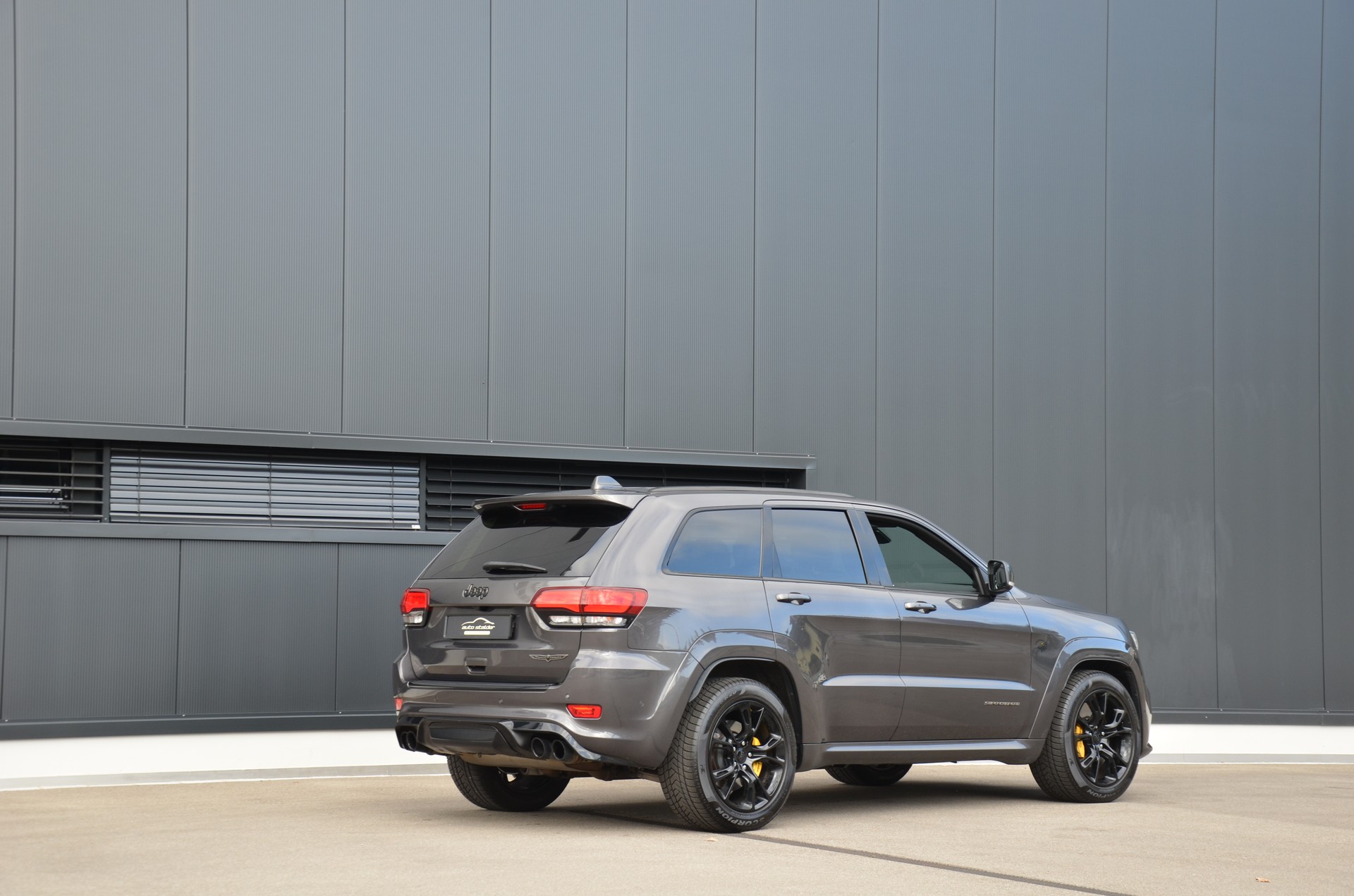 JEEP Grand Cherokee 6.2 V8 HEMI Trackhawk Automatic-image-2