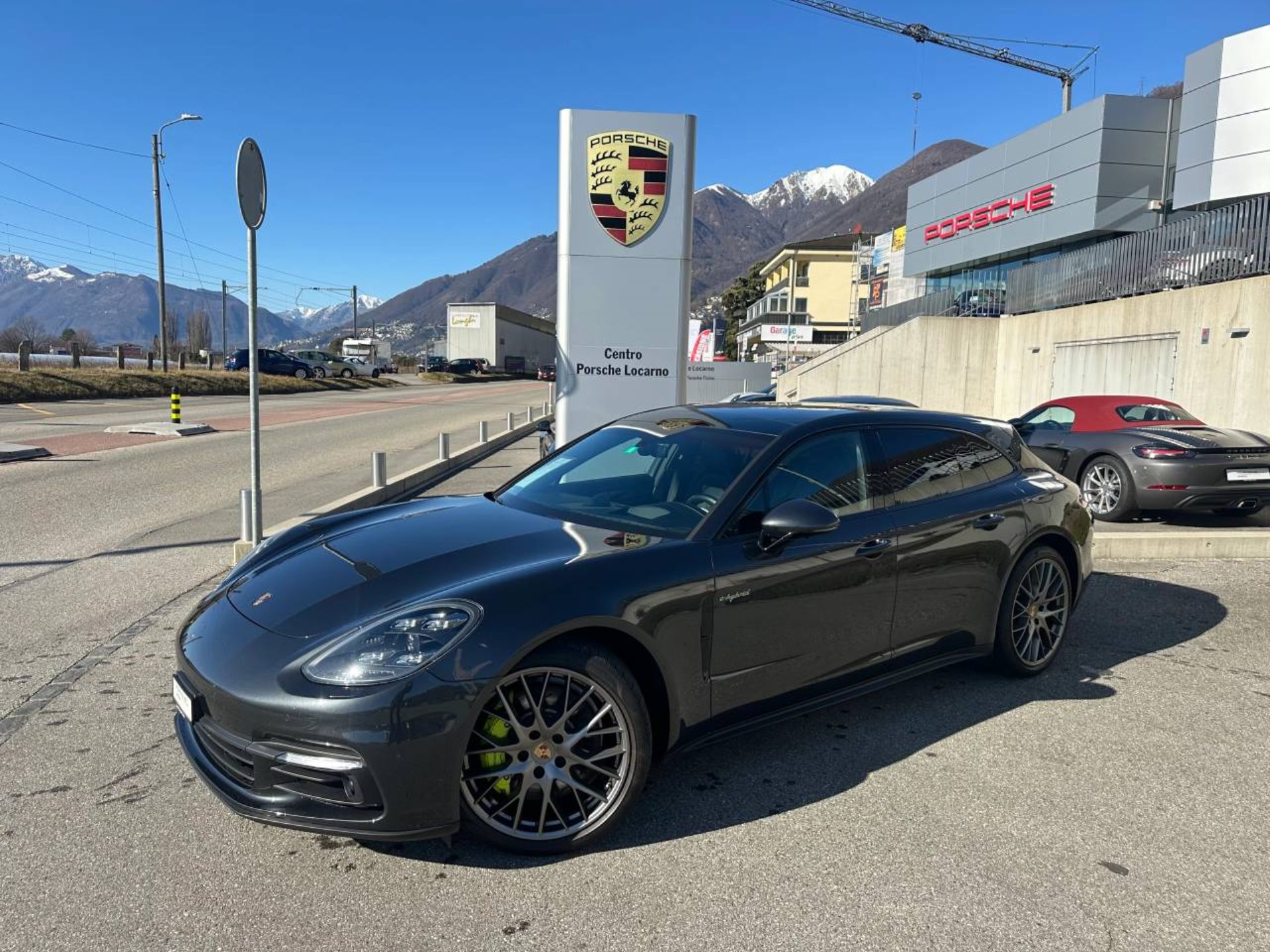 PORSCHE Panamera 4 E-Hybrid Sport Turismo