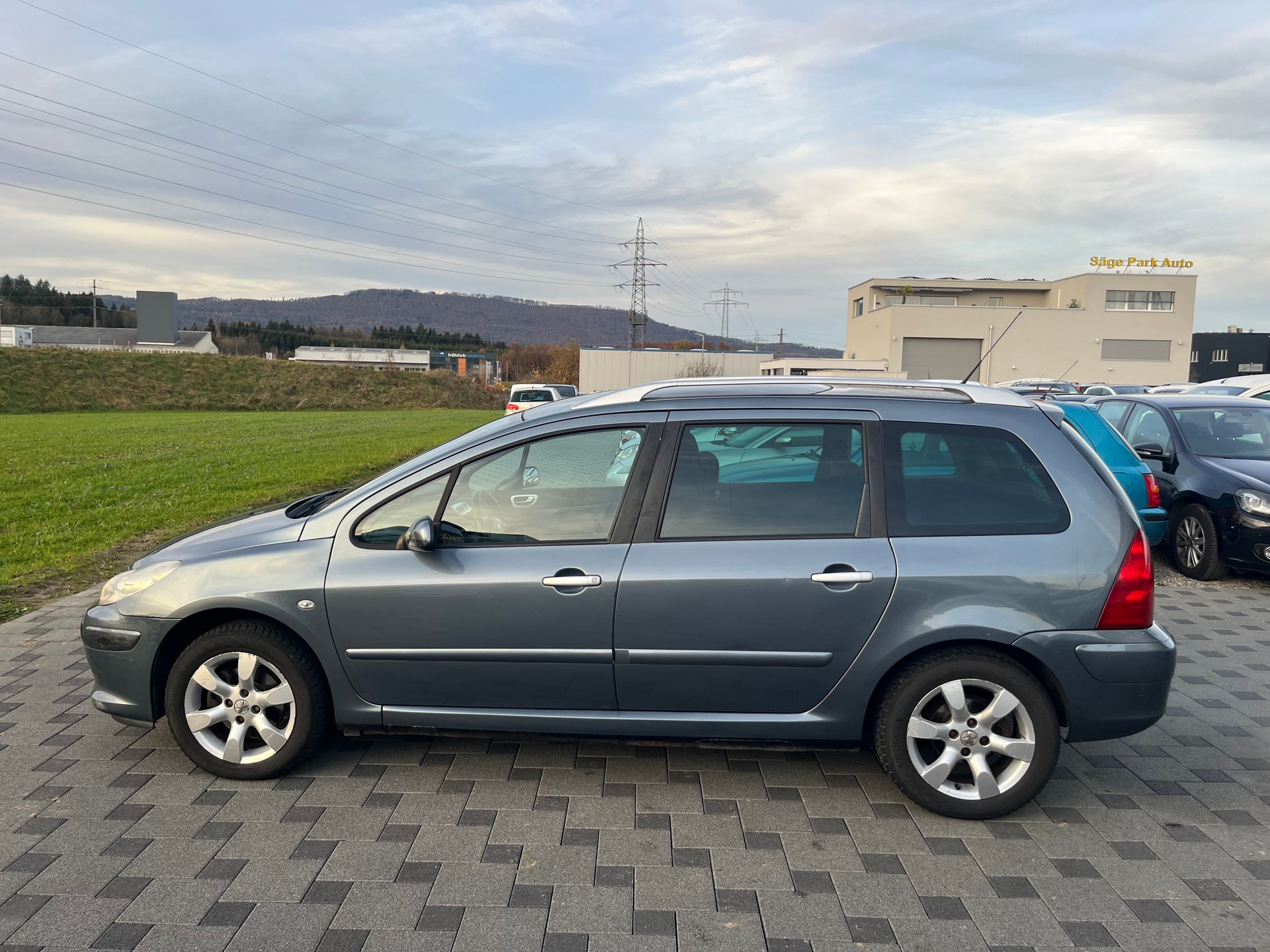 PEUGEOT 307 SW 2.0 16V XS-image-1