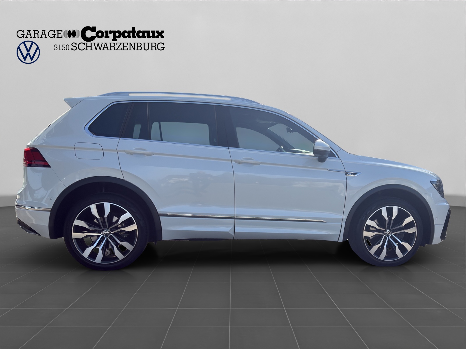 VW Tiguan 2.0 TDI SCR Highline 4Motion DSG-image-6