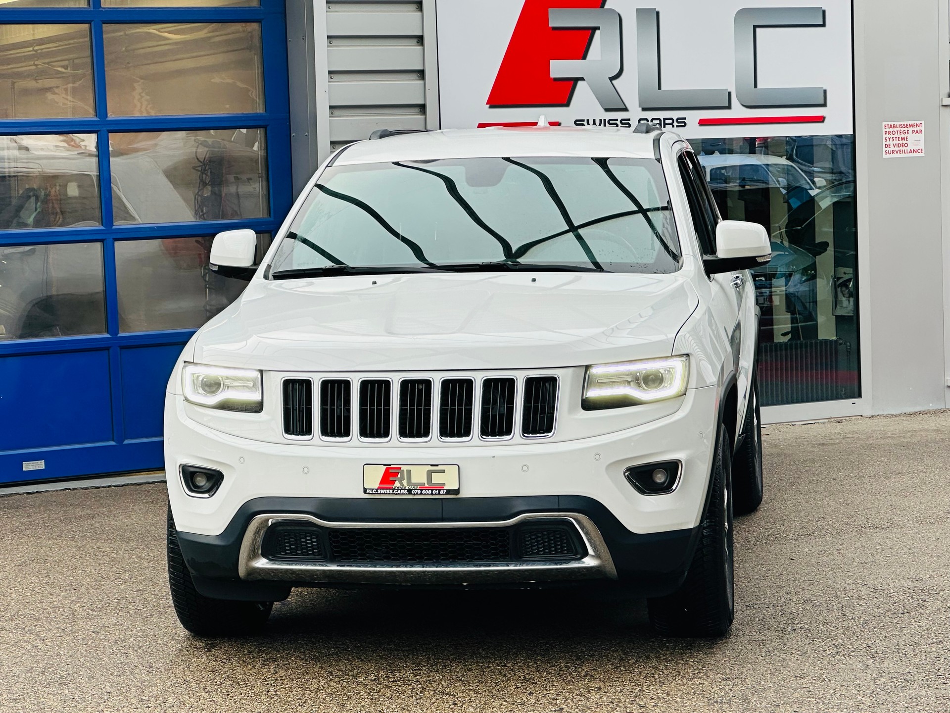 JEEP Grand Cherokee 3.0 CRD Limited Automatic-image-3