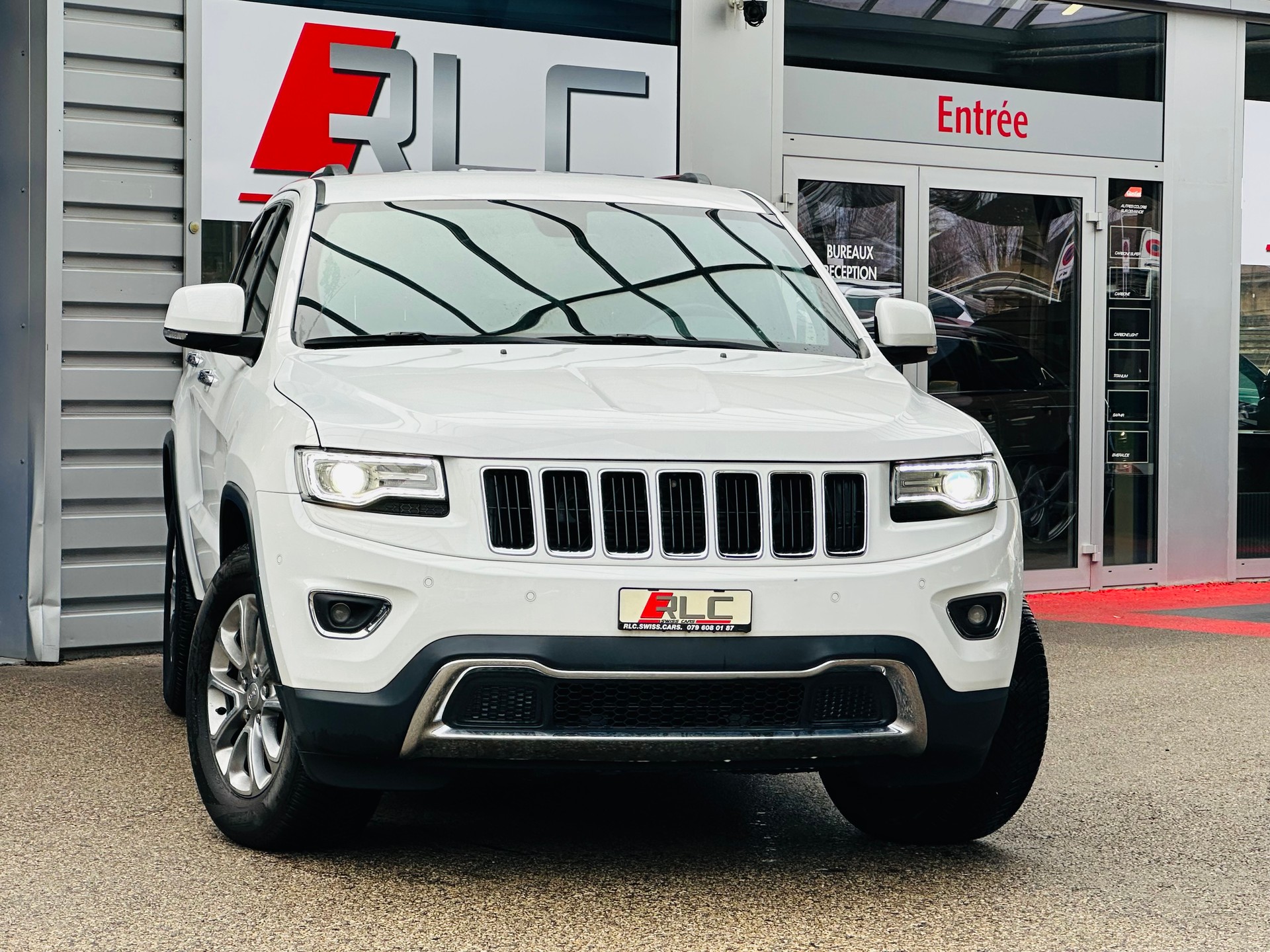 JEEP Grand Cherokee 3.0 CRD Limited Automatic-image-2