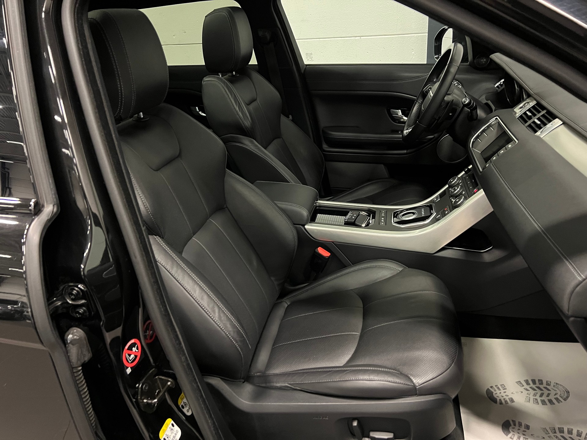 LAND ROVER Range Rover Evoque 2.0 TD4 HSE AT9-image-19
