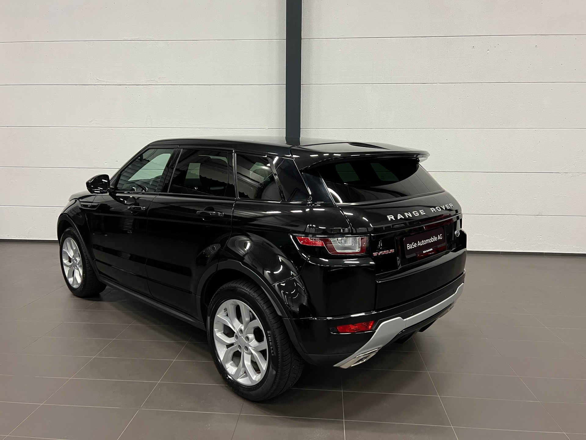 LAND ROVER Range Rover Evoque 2.0 TD4 HSE AT9-image-13