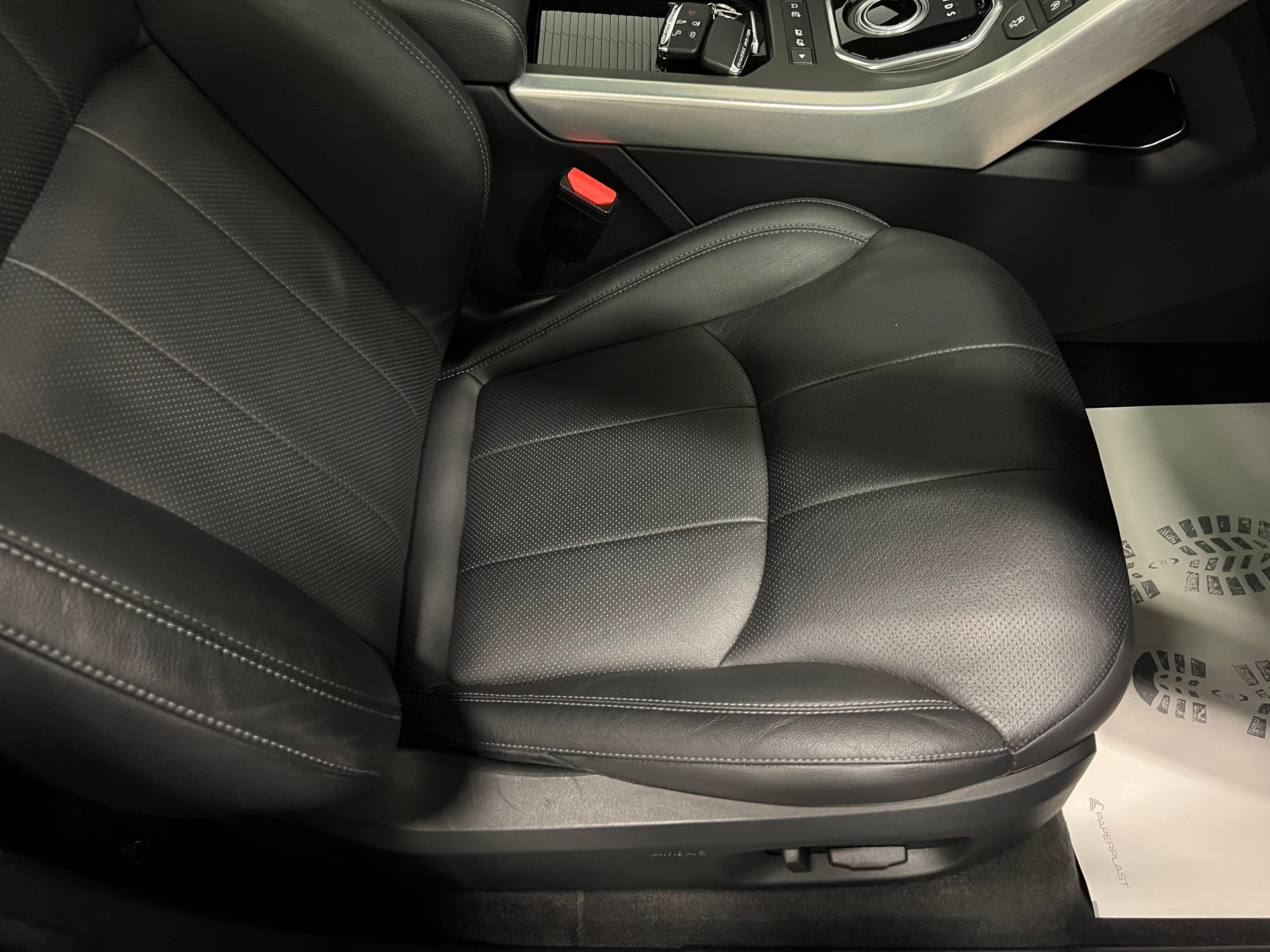 LAND ROVER Range Rover Evoque 2.0 TD4 HSE AT9-image-20