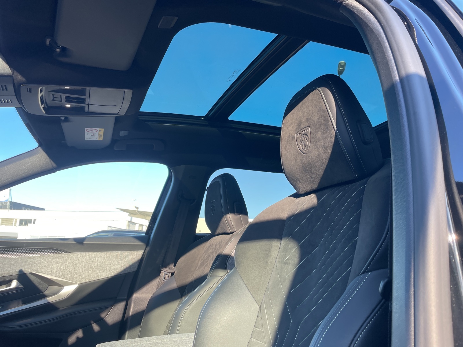 PEUGEOT 5008 145 e-DCS6 GT-image-10