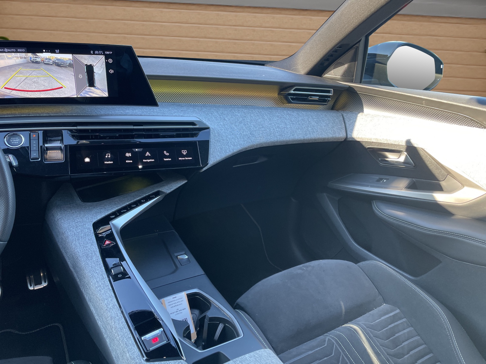 PEUGEOT 5008 145 e-DCS6 GT-image-6