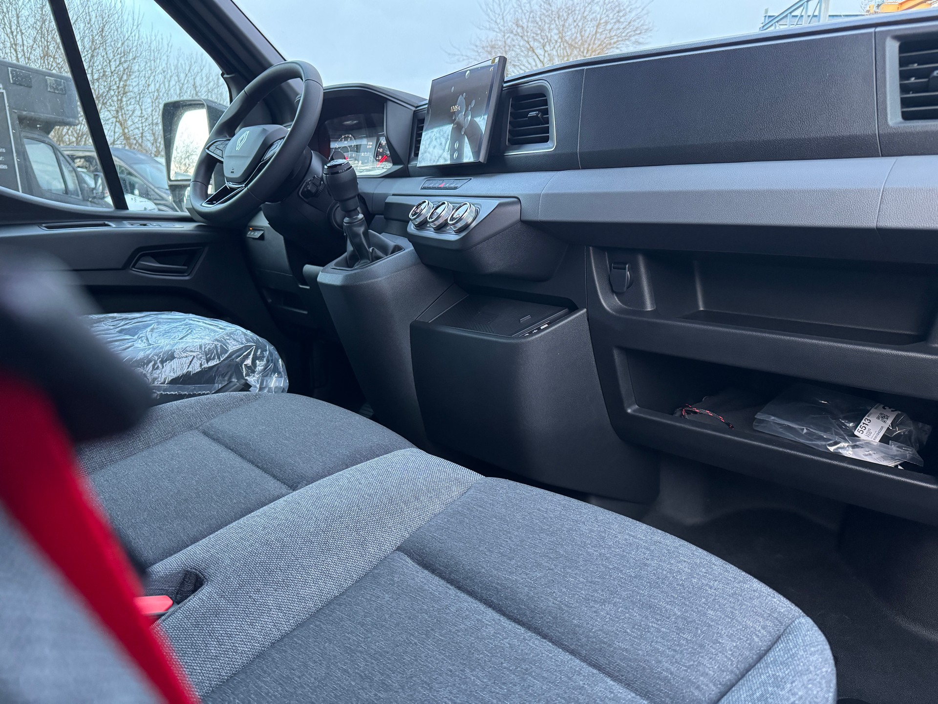 RENAULT Master T35 2.0 Blue dCi 150 HD L3H2 Advance-image-10