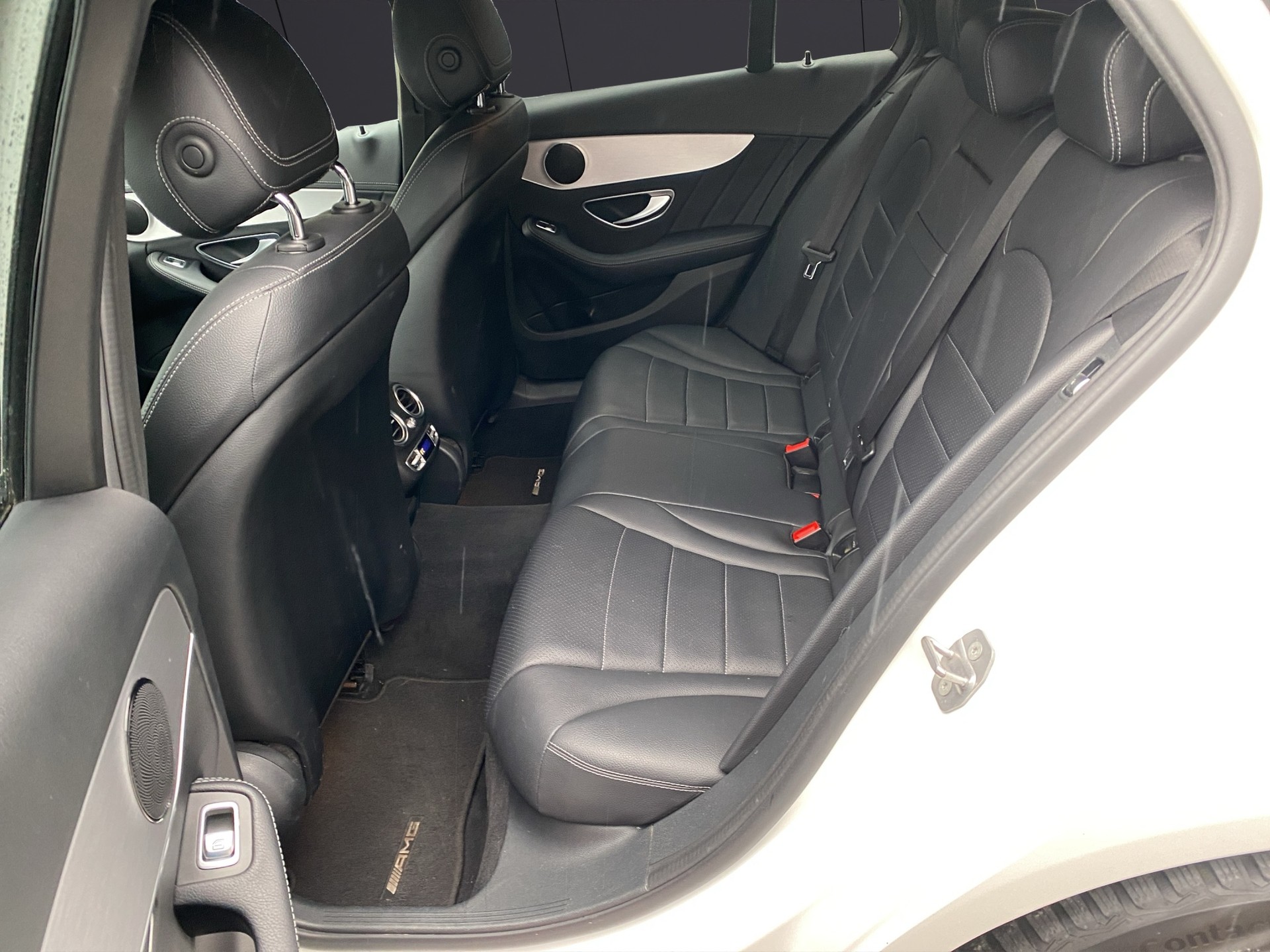 MERCEDES-BENZ C 250 d Swiss Star AMG Line 4Matic 9G-Tronic-image-15