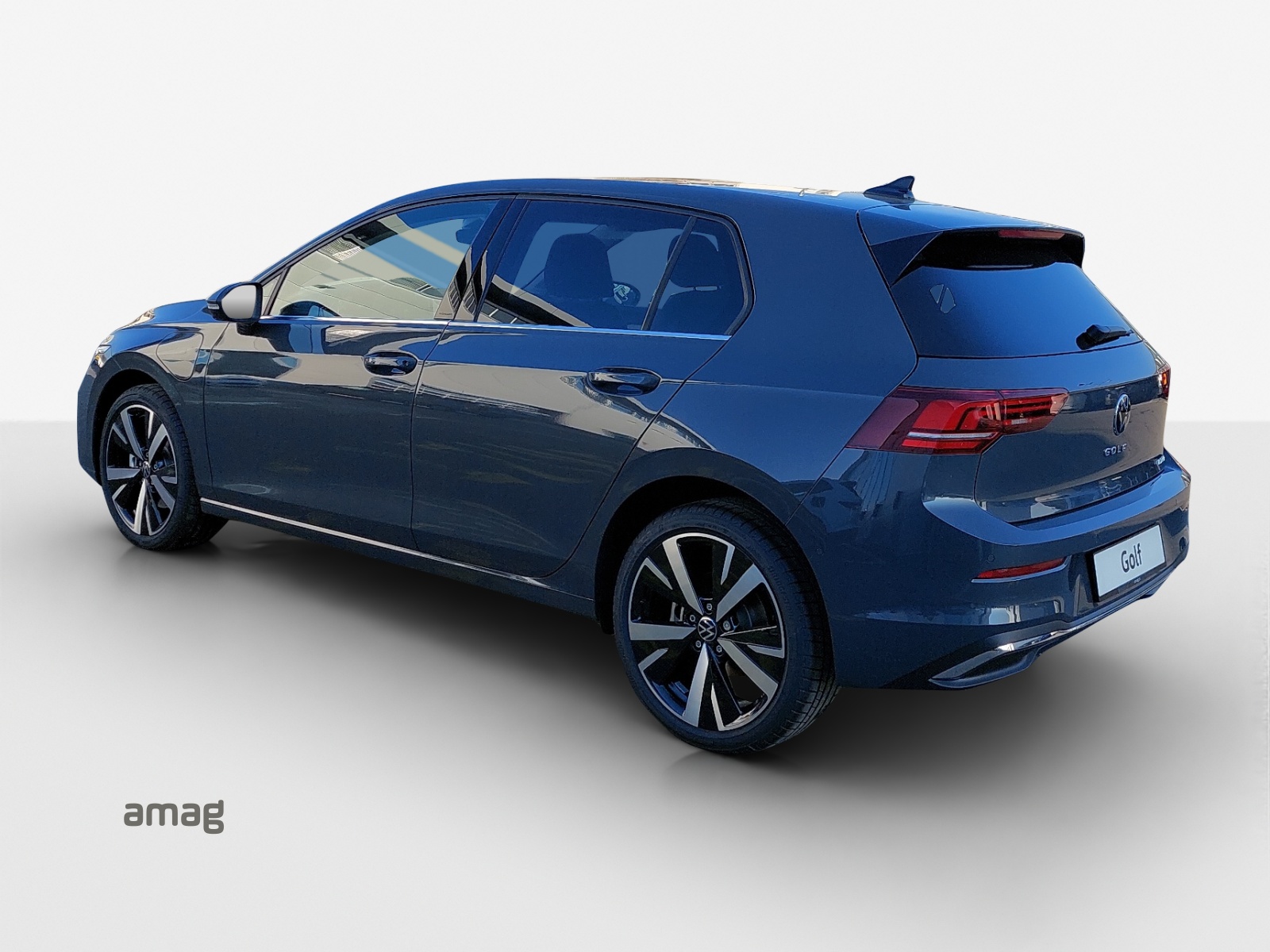 VW Golf 1.5 TSI PHEV Style-image-2