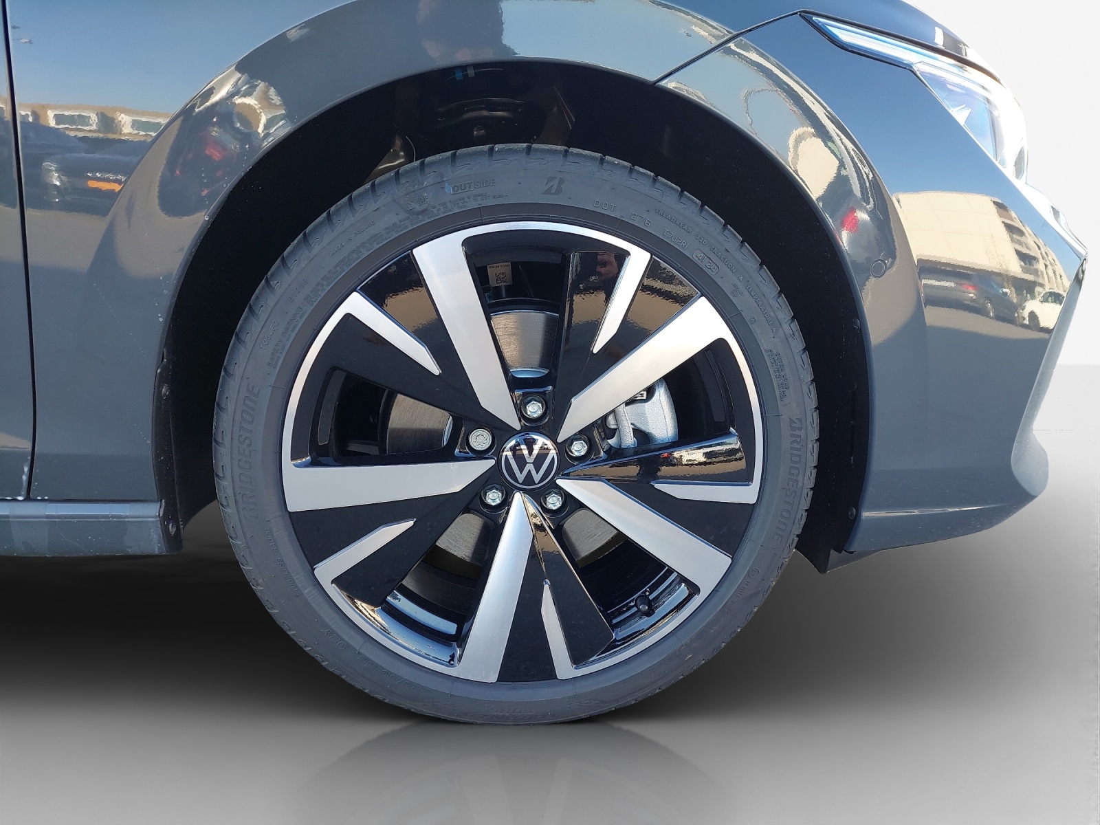 VW Golf 1.5 TSI PHEV Style-image-15