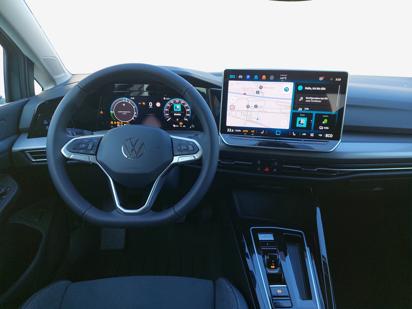 VW Golf 1.5 TSI PHEV Style-image-8