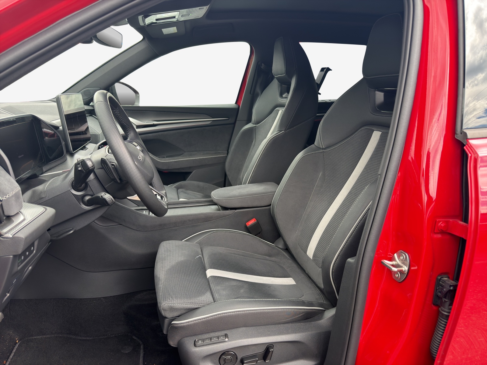 SKODA Kodiaq 2.0 TSI Sportline 4x4-image-7