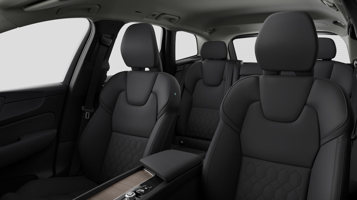 VOLVO XC60 2.0 T6 TE Plus Bright eAWD-image-10