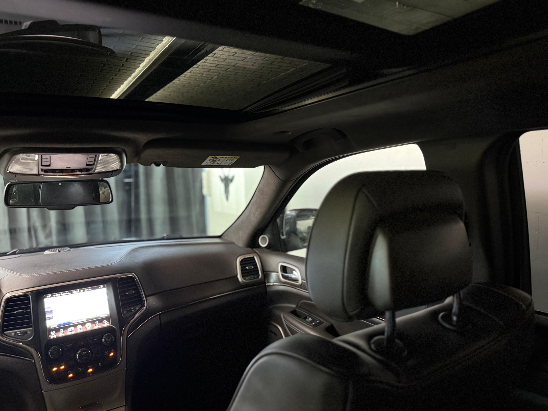 JEEP Grand Cherokee 3.0 CRD Summit Automat / Alcantara-Dachhimmel / Aus Erster Hand / Voll-Ausstattung / AHK-image-14