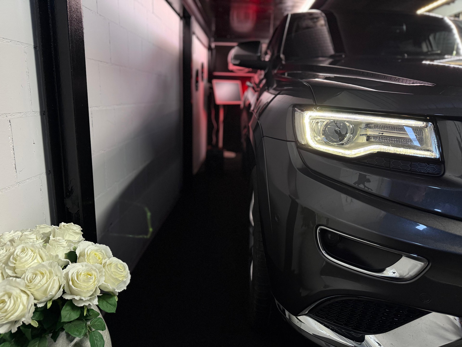 JEEP Grand Cherokee 3.0 CRD Summit Automat / Alcantara-Dachhimmel / Aus Erster Hand / Voll-Ausstattung / AHK-image-5