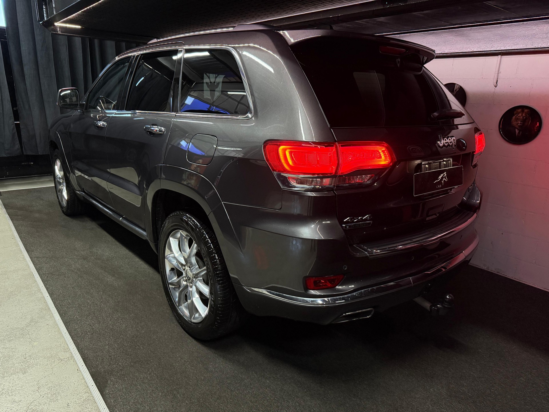JEEP Grand Cherokee 3.0 CRD Summit Automat / Alcantara-Dachhimmel / Aus Erster Hand / Voll-Ausstattung / AHK-image-3