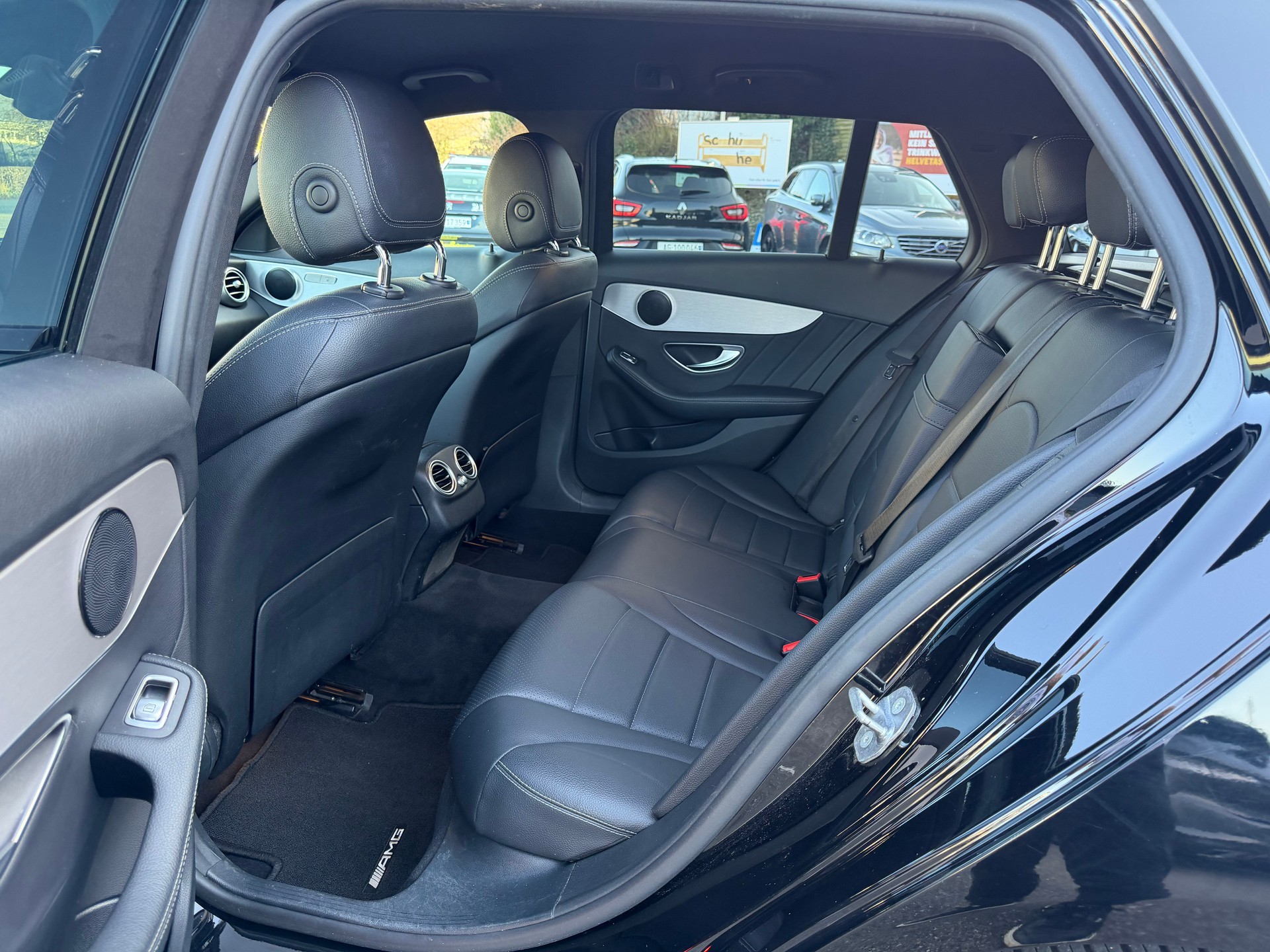 MERCEDES-BENZ C 200 AMG Line 4matic Kombi-image-21