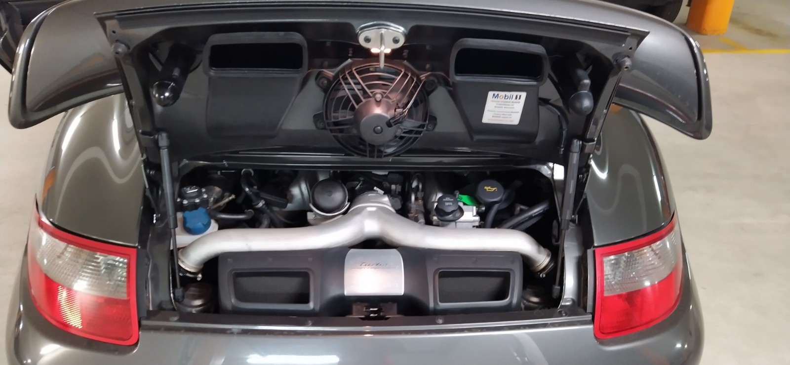 PORSCHE Turbo-image-4