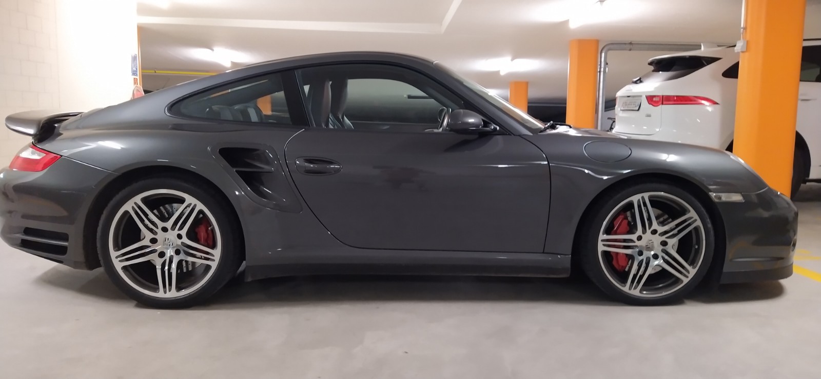 PORSCHE Turbo-image-0