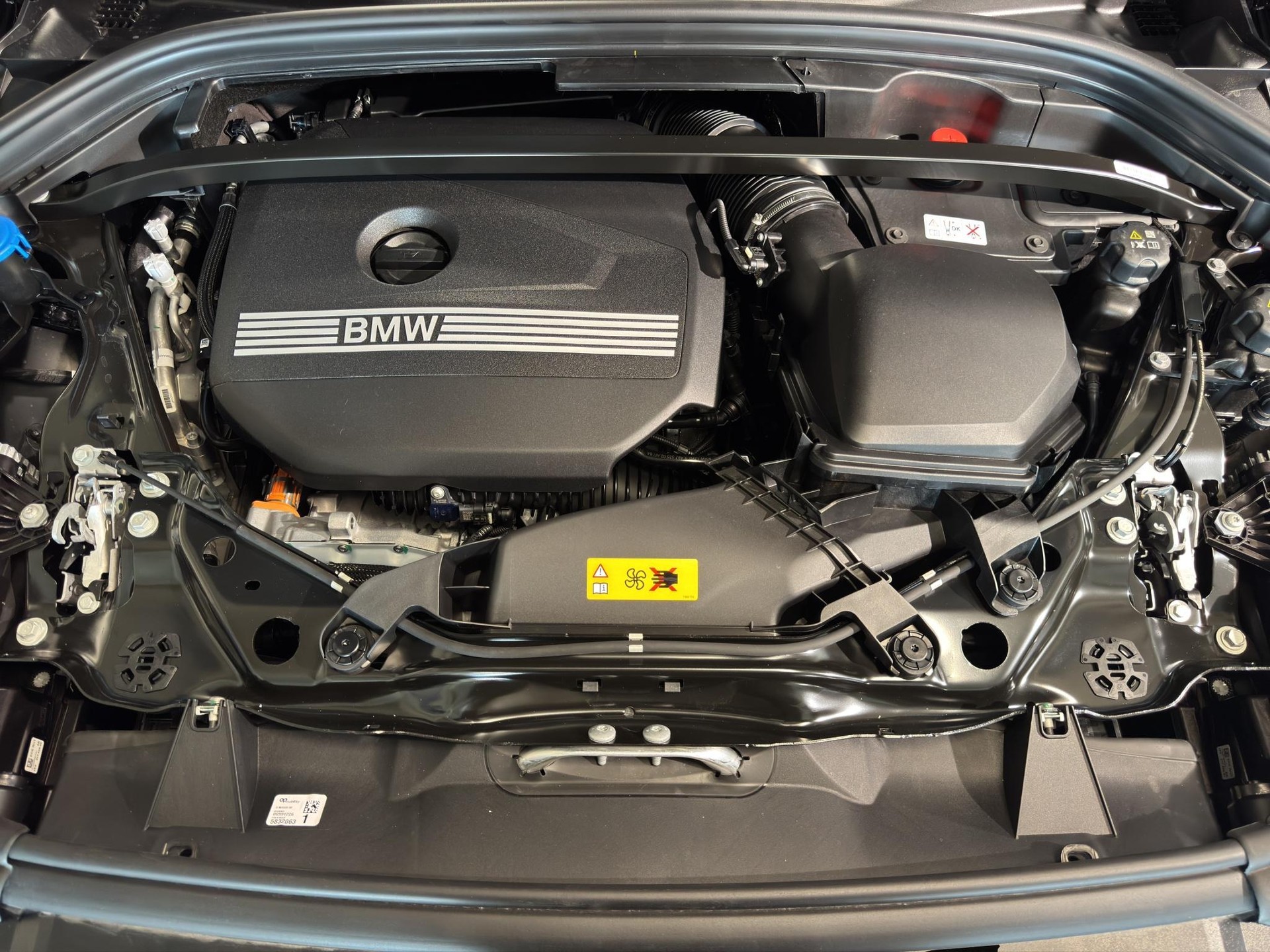 BMW X1 20d xDrive paddles-image-20