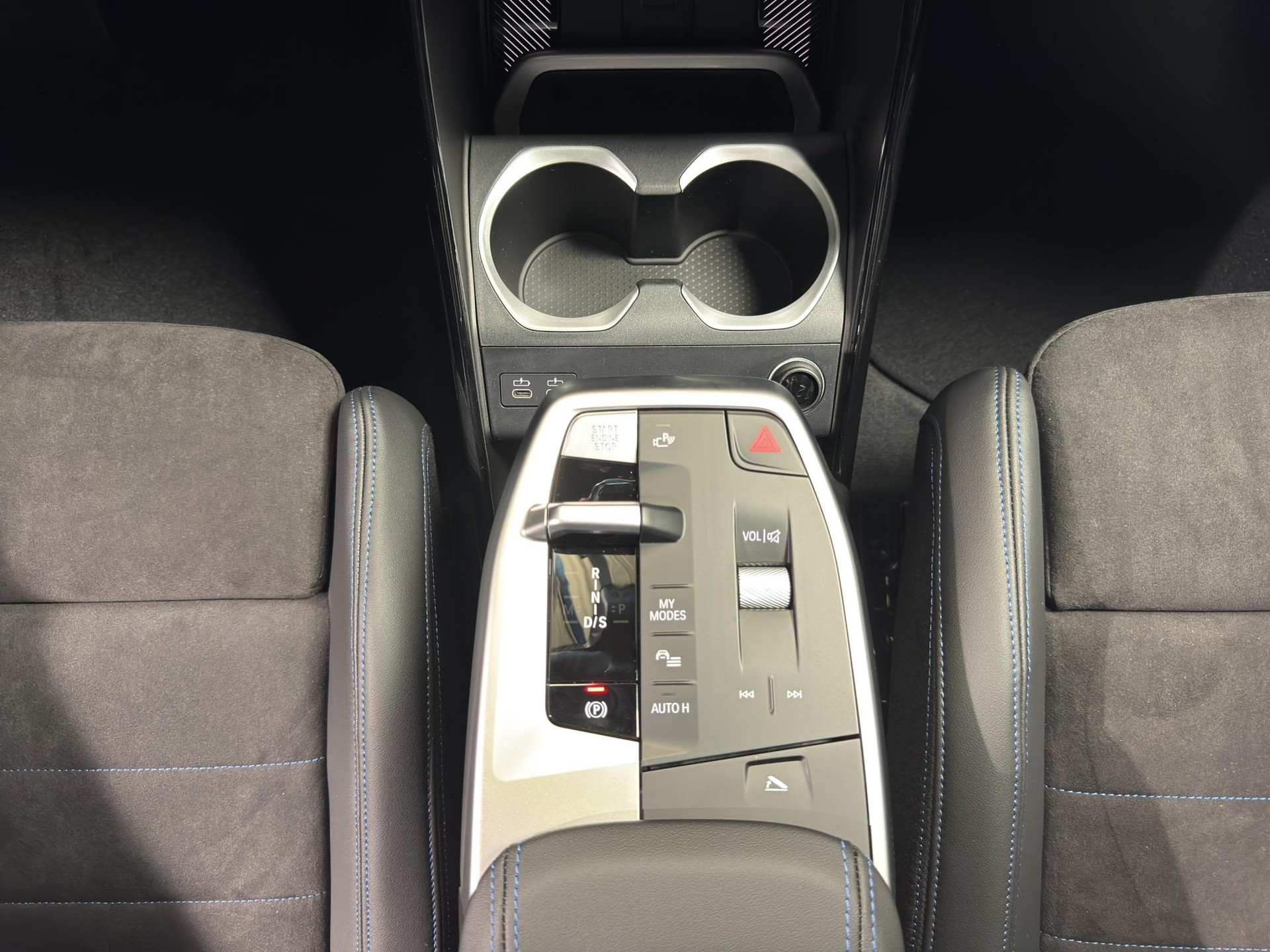 BMW X1 20d xDrive paddles-image-14