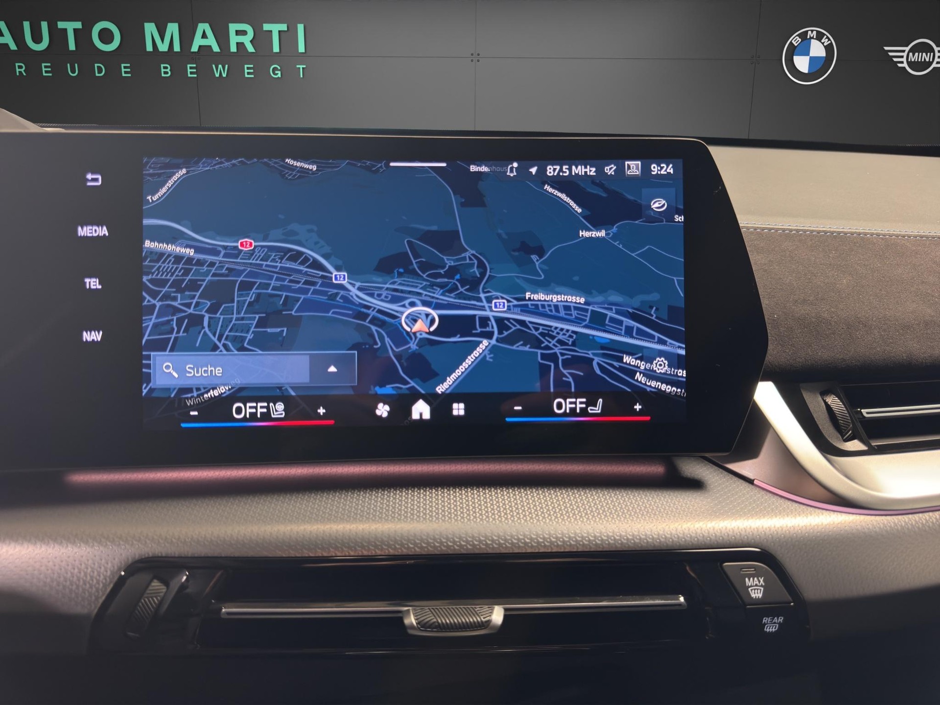 BMW X1 20d xDrive paddles-image-12