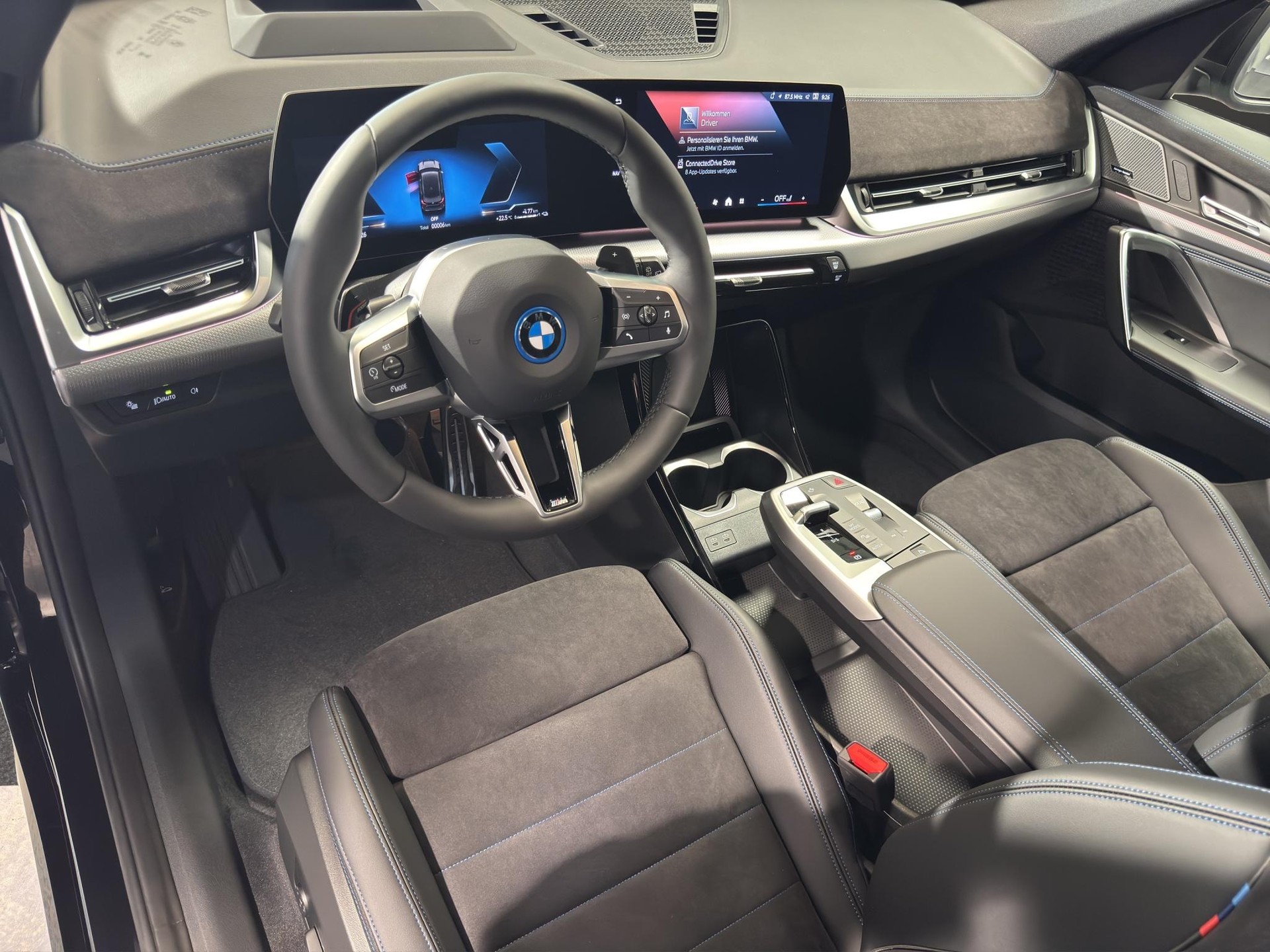BMW X1 20d xDrive paddles-image-8