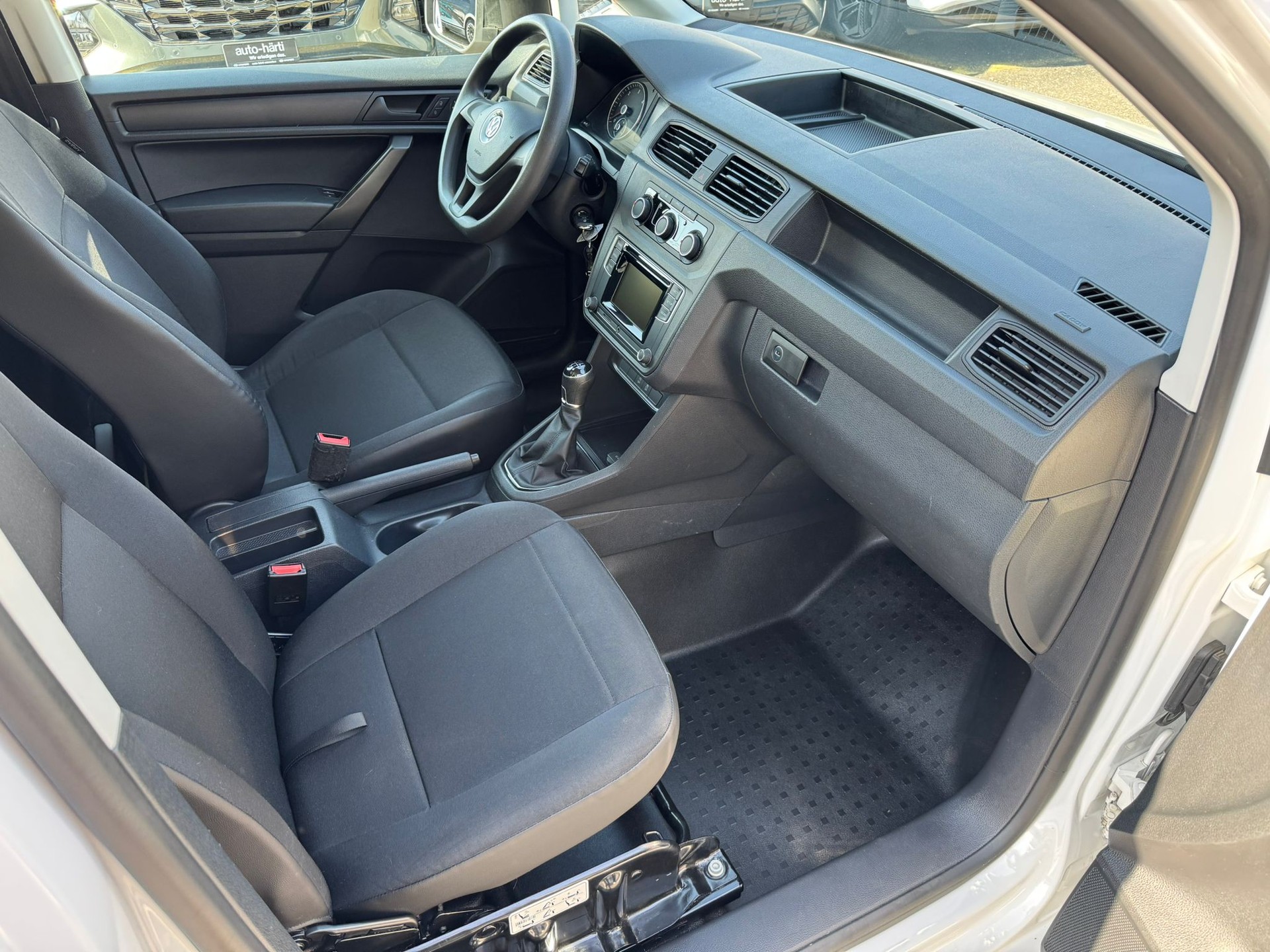 VW Caddy 2.0TDI 4M BM T-image-3