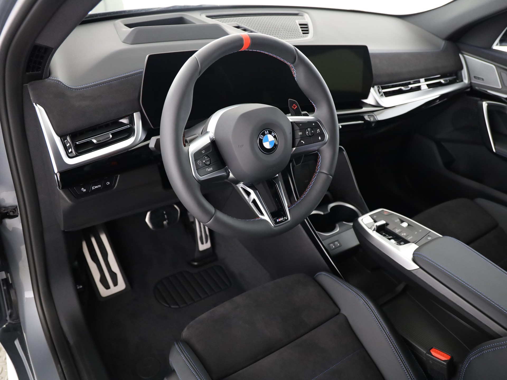 BMW X2 M35i-image-16