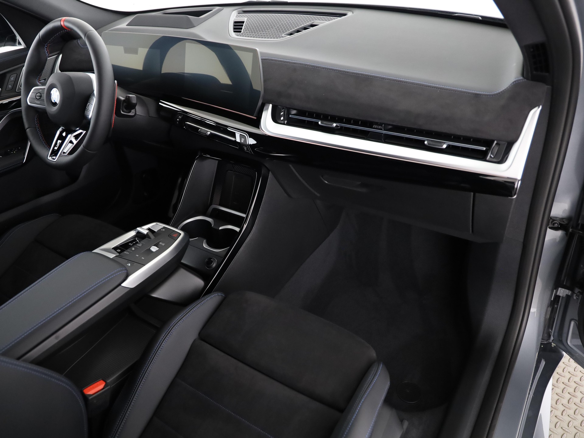 BMW X2 M35i-image-11