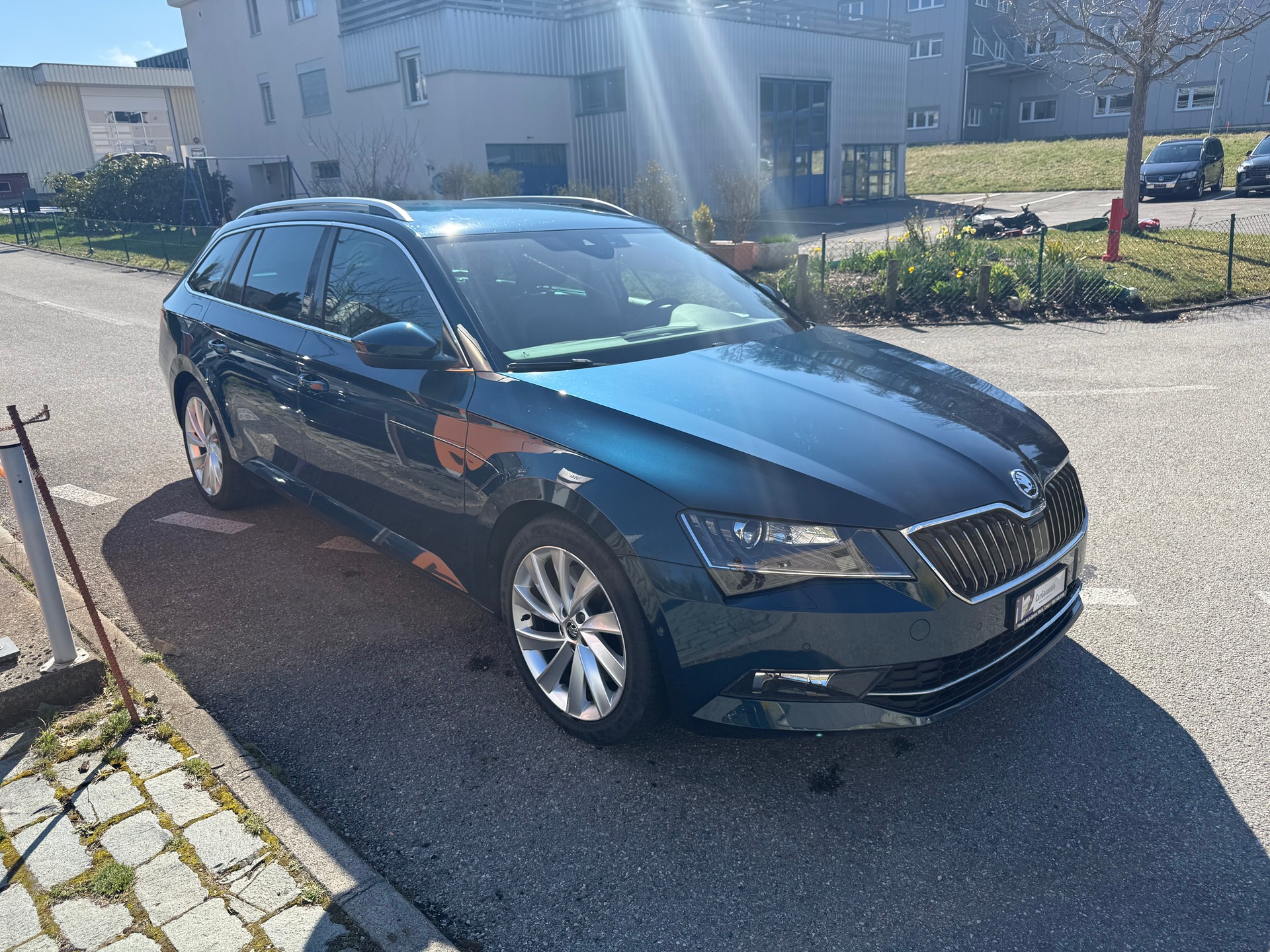 SKODA Superb Combi 2.0 TSI Style DSG 4x4-image-1