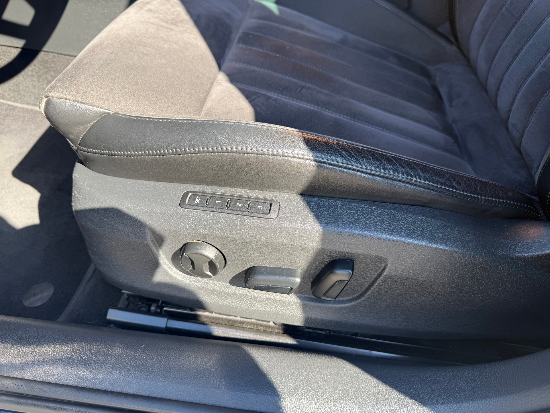 SKODA Superb Combi 2.0 TSI Style DSG 4x4-image-6