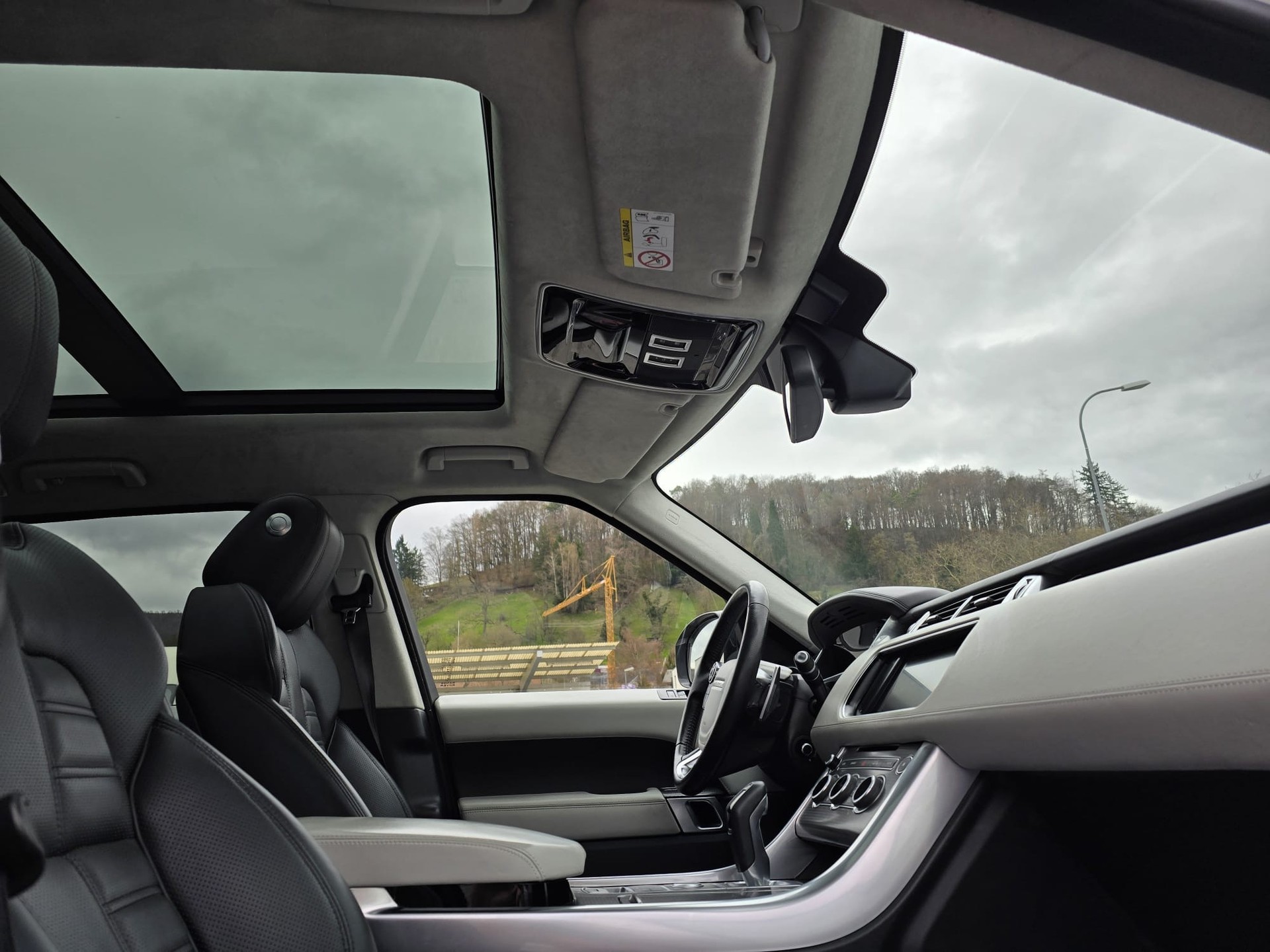 LAND ROVER Range Rover Sport 3.0 SDV6 HSE Automatic-image-12