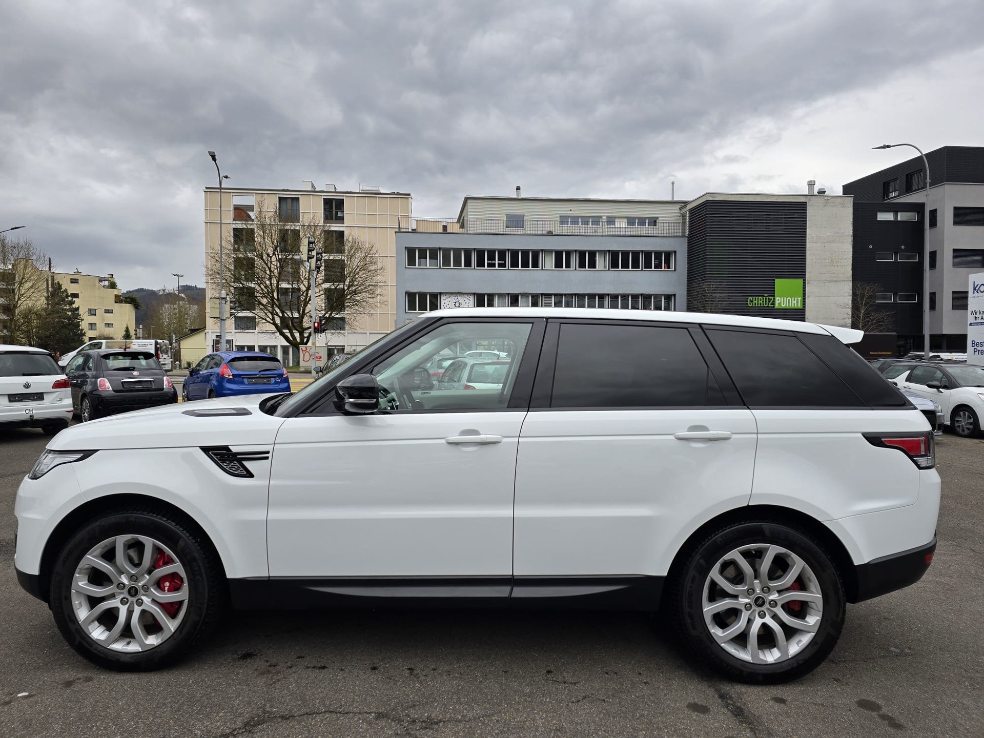 LAND ROVER Range Rover Sport 3.0 SDV6 HSE Automatic-image-6