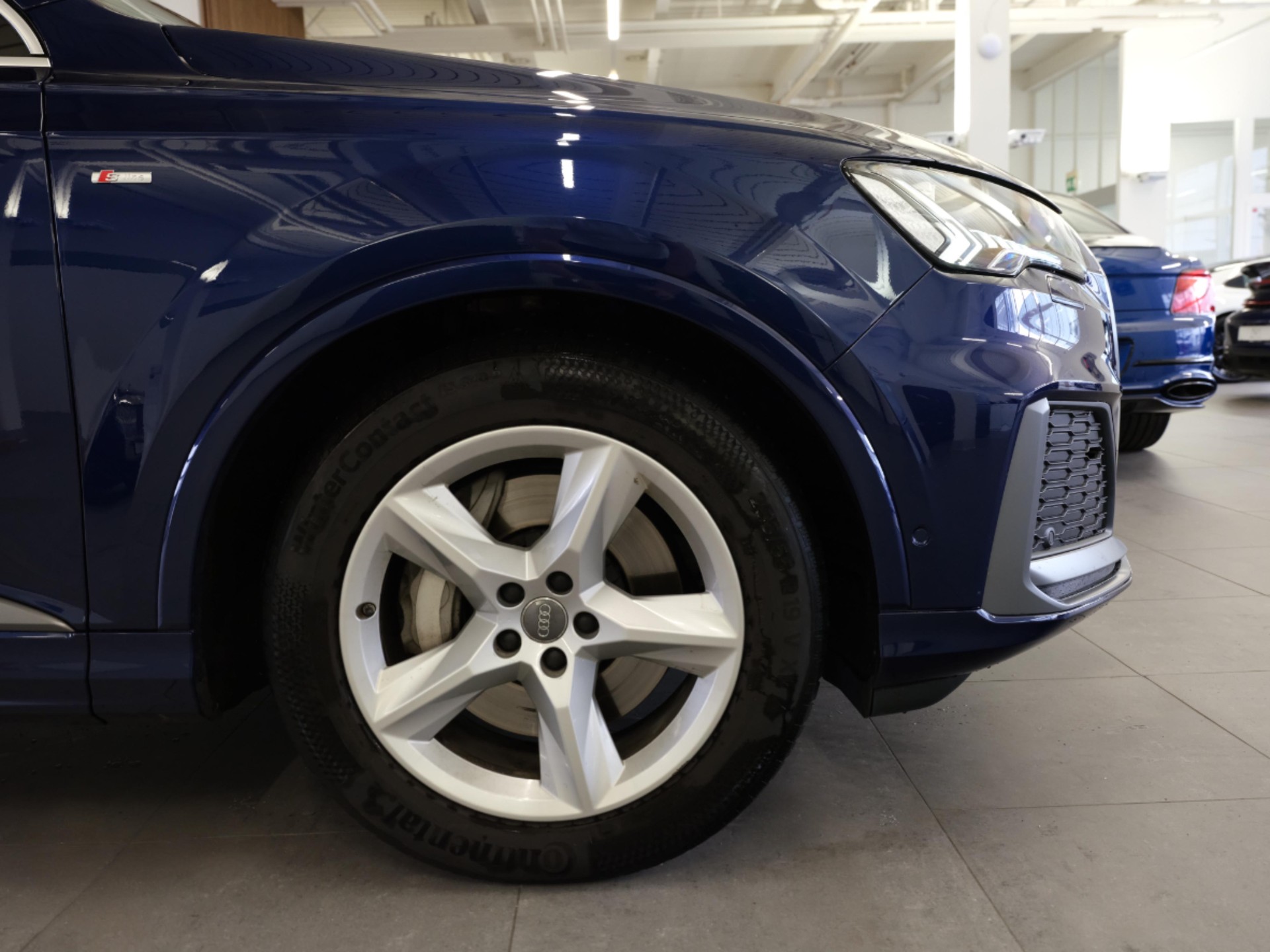 AUDI Q7 50 TDI quattro tiptronic *AHK* *Pano.* *Head-Up Display* *360° Kamera*-image-7