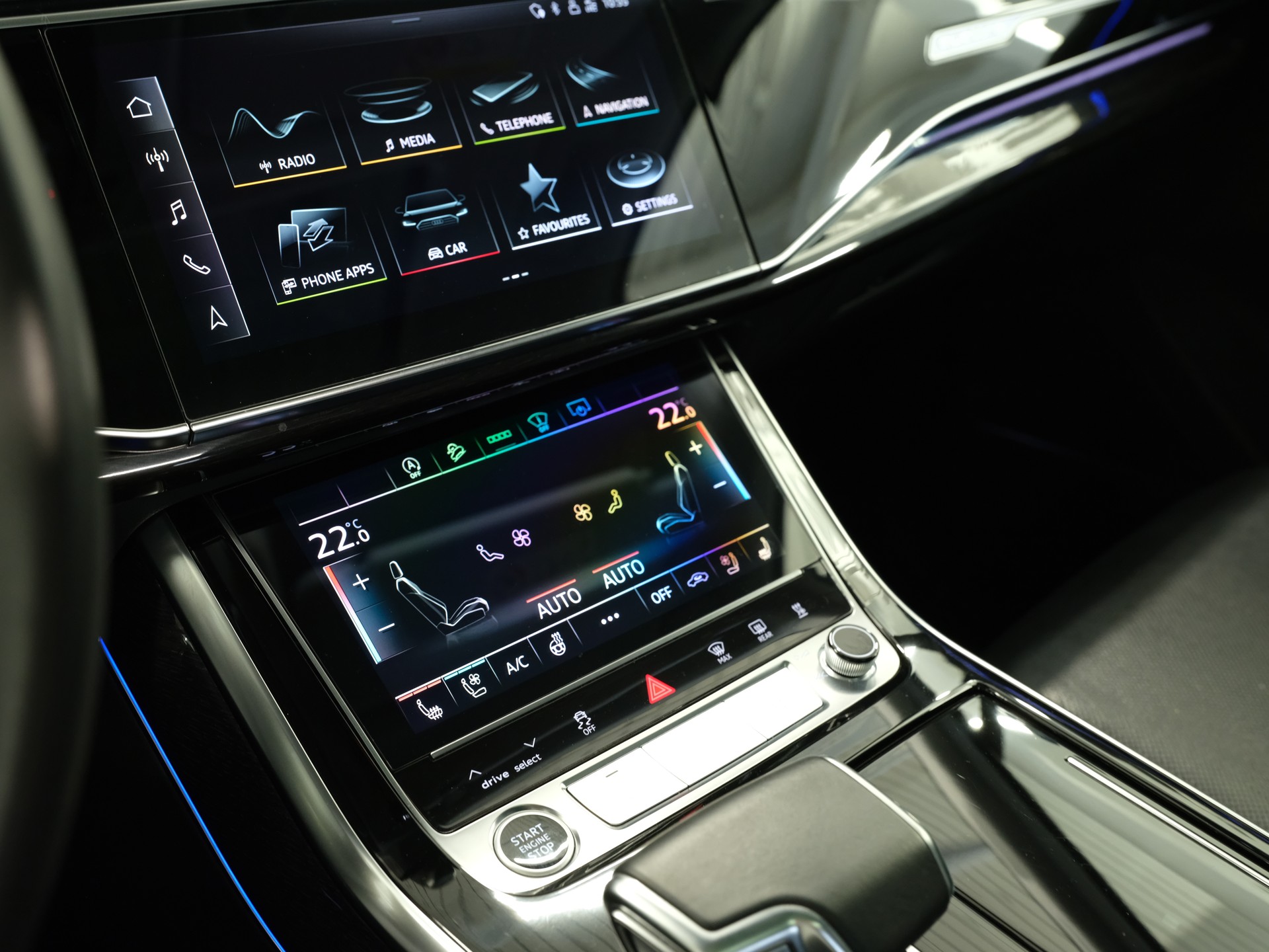 AUDI Q7 50 TDI quattro tiptronic *AHK* *Pano.* *Head-Up Display* *360° Kamera*-image-21