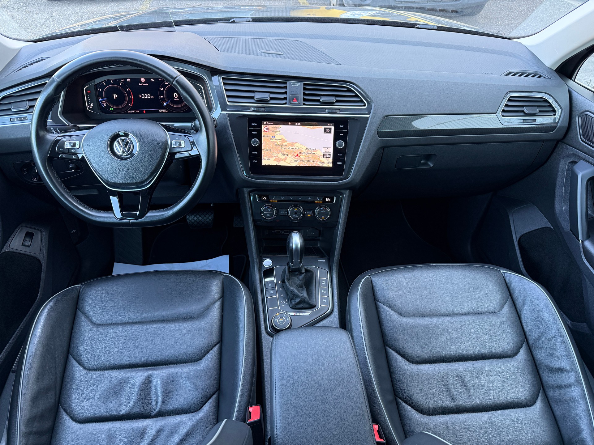 VW Tiguan 2.0TSI R-LINE 4Motion DSG *** DISTANZREGLER / AHK ***-image-7